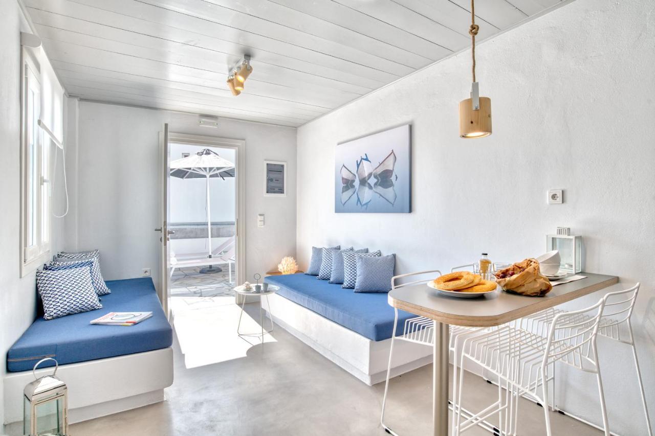 White Cliff Naousa Exterior foto